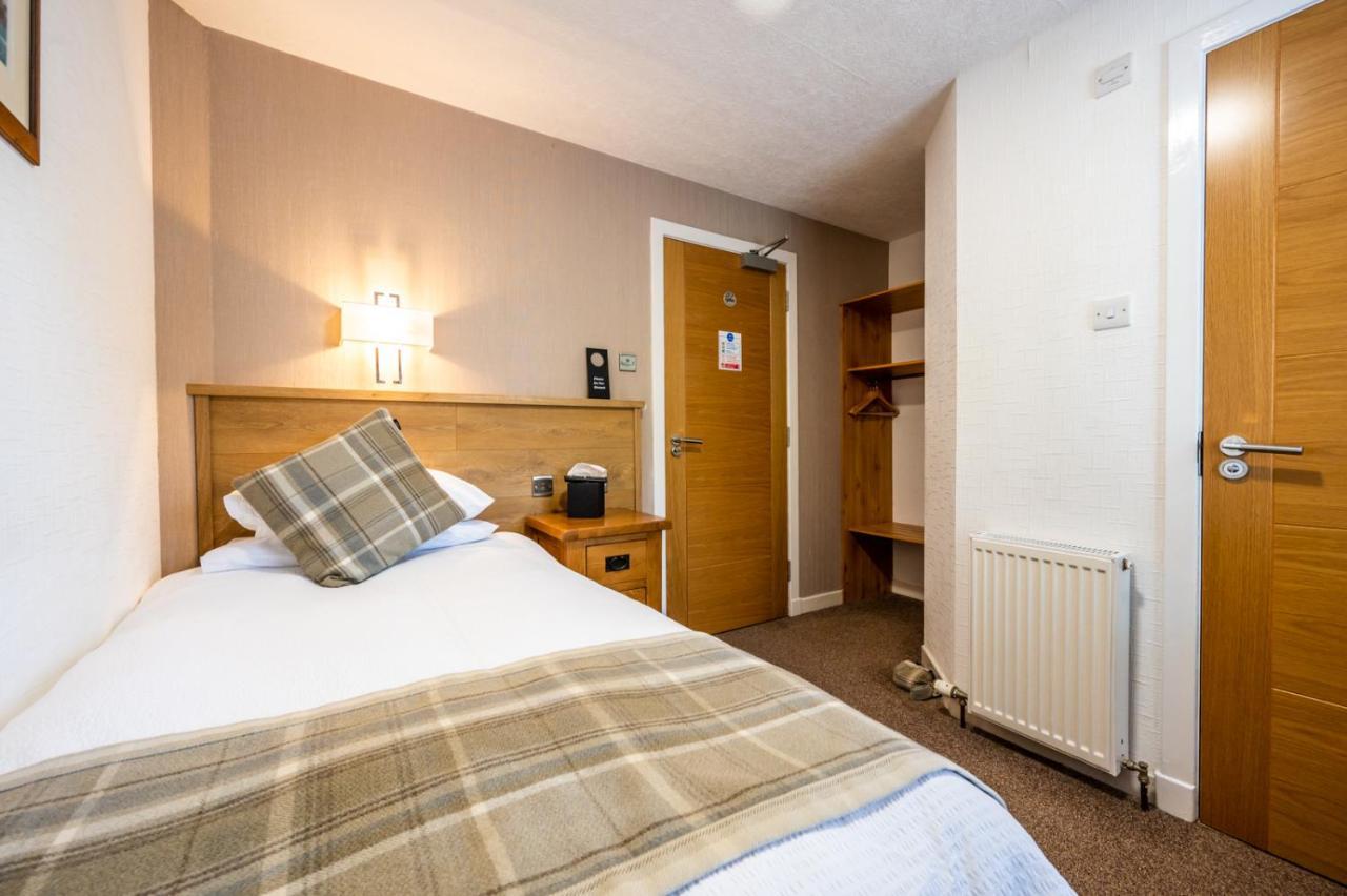 Riverside Ullapool Bagian luar foto